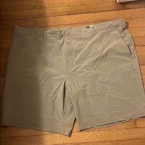 Men's Flat-Front shorts  — Lightweight Casual Staple performance